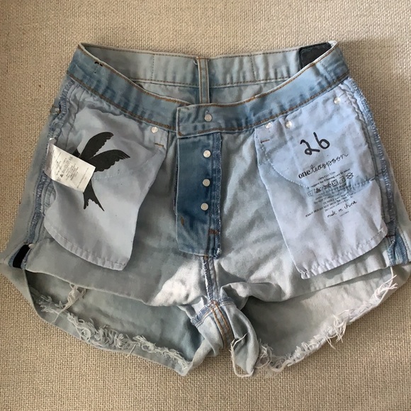 One teaspoon shorts - Picture 3 of 3